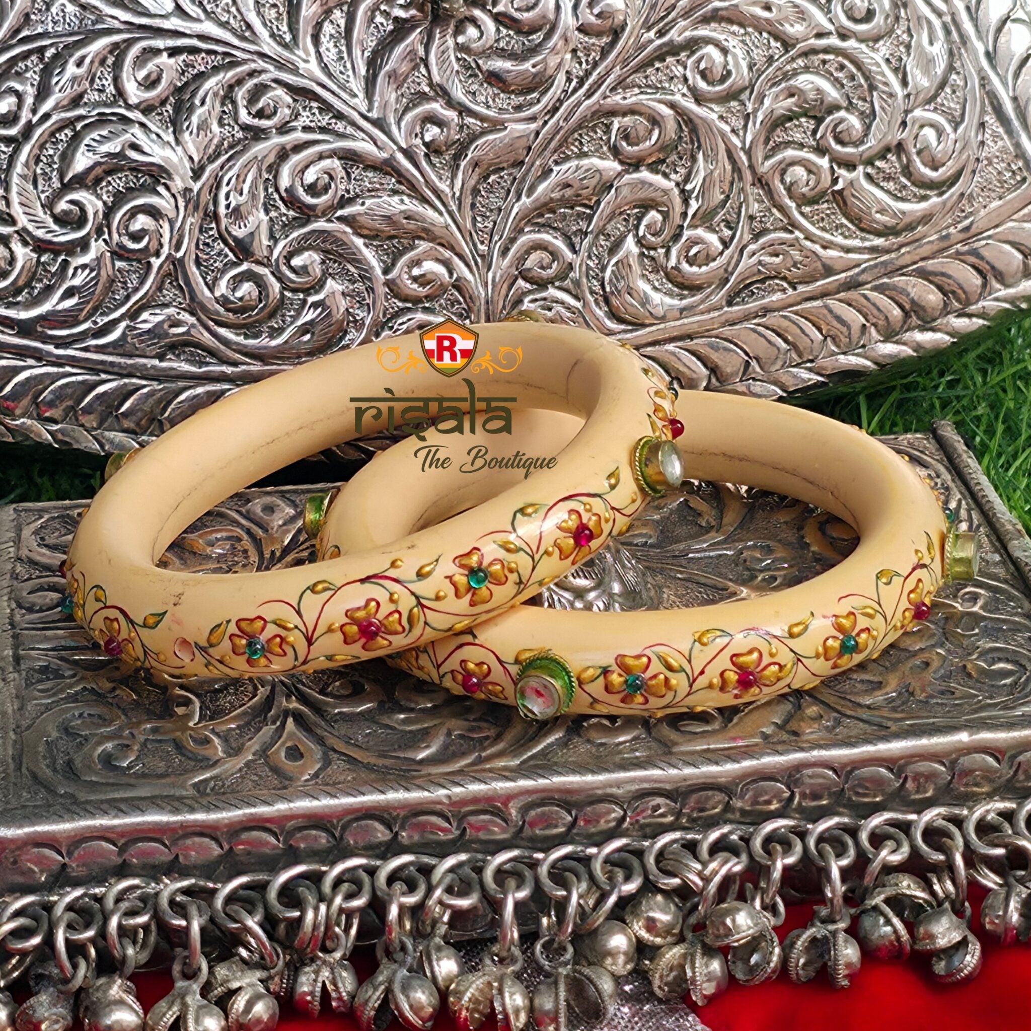 (Copy) Elegant Hand-Painted Floral Lac Bangles